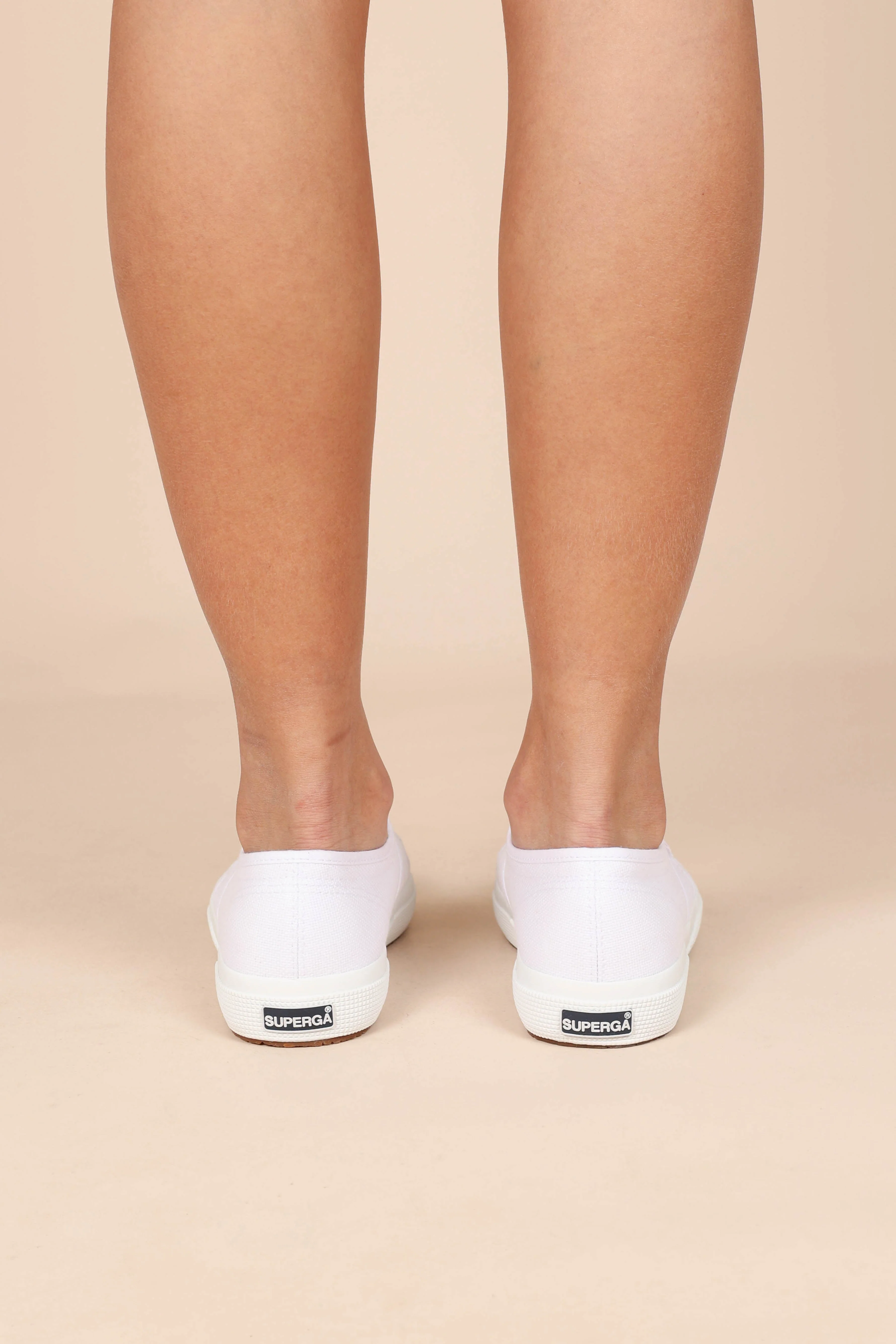 2750 Cotu Classic - White - Image 7