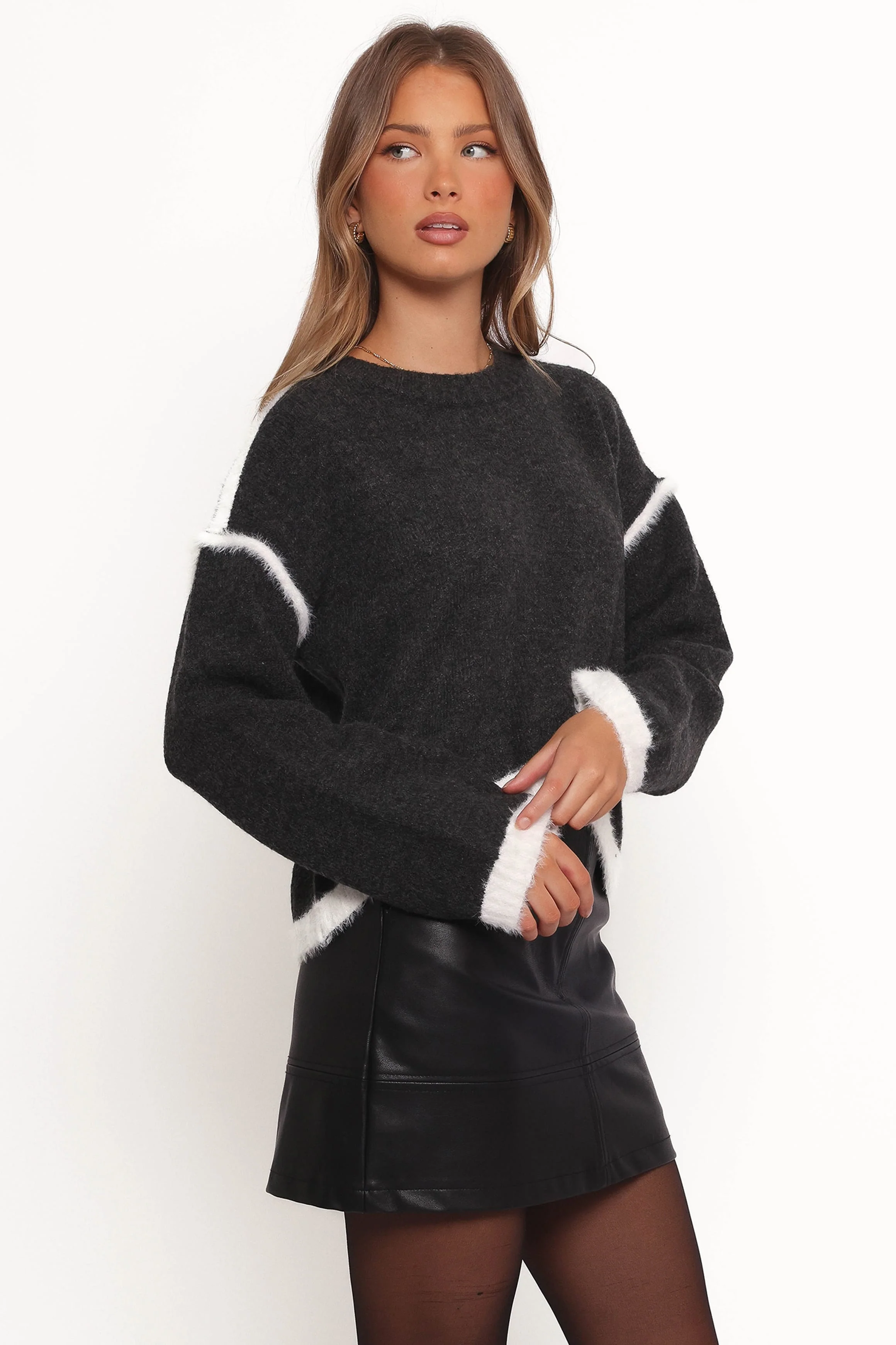 Ares Crossover Hem Knit Sweater - Grey - Image 7
