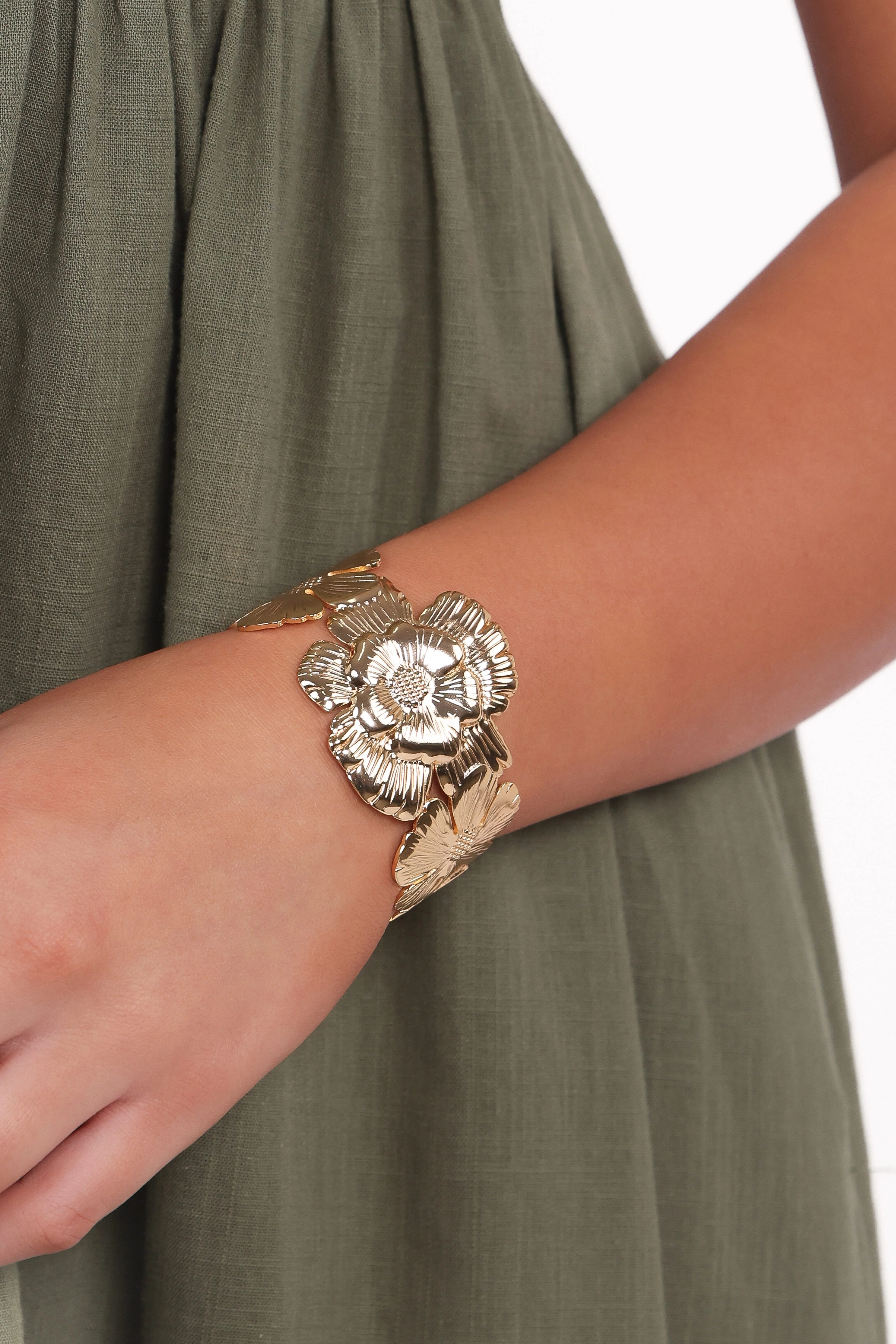 Bloom Cuff Bracelet - Gold - Image 2