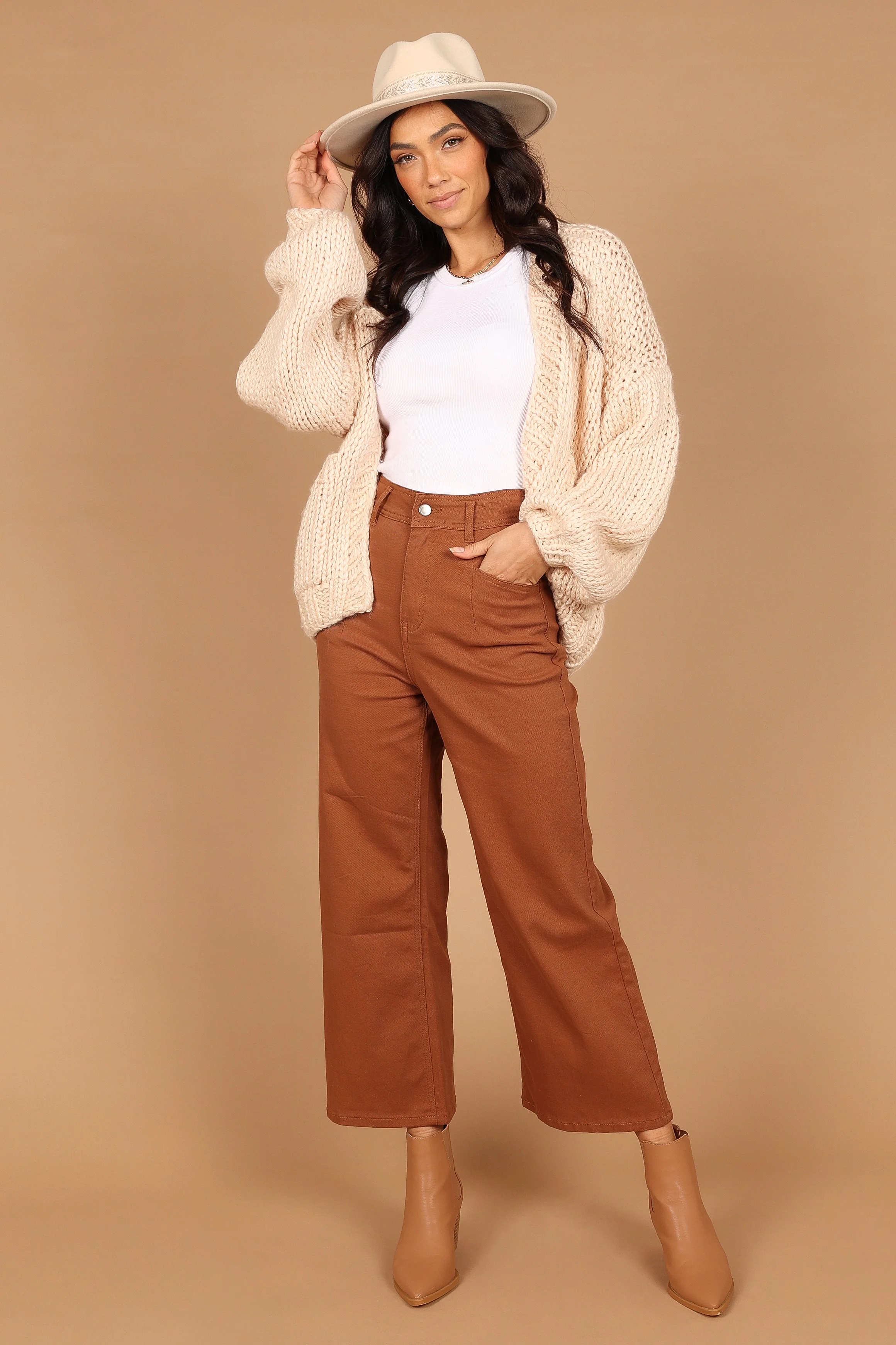 Cara Oversized Handknit Knit Sweater - Natural - Image 5