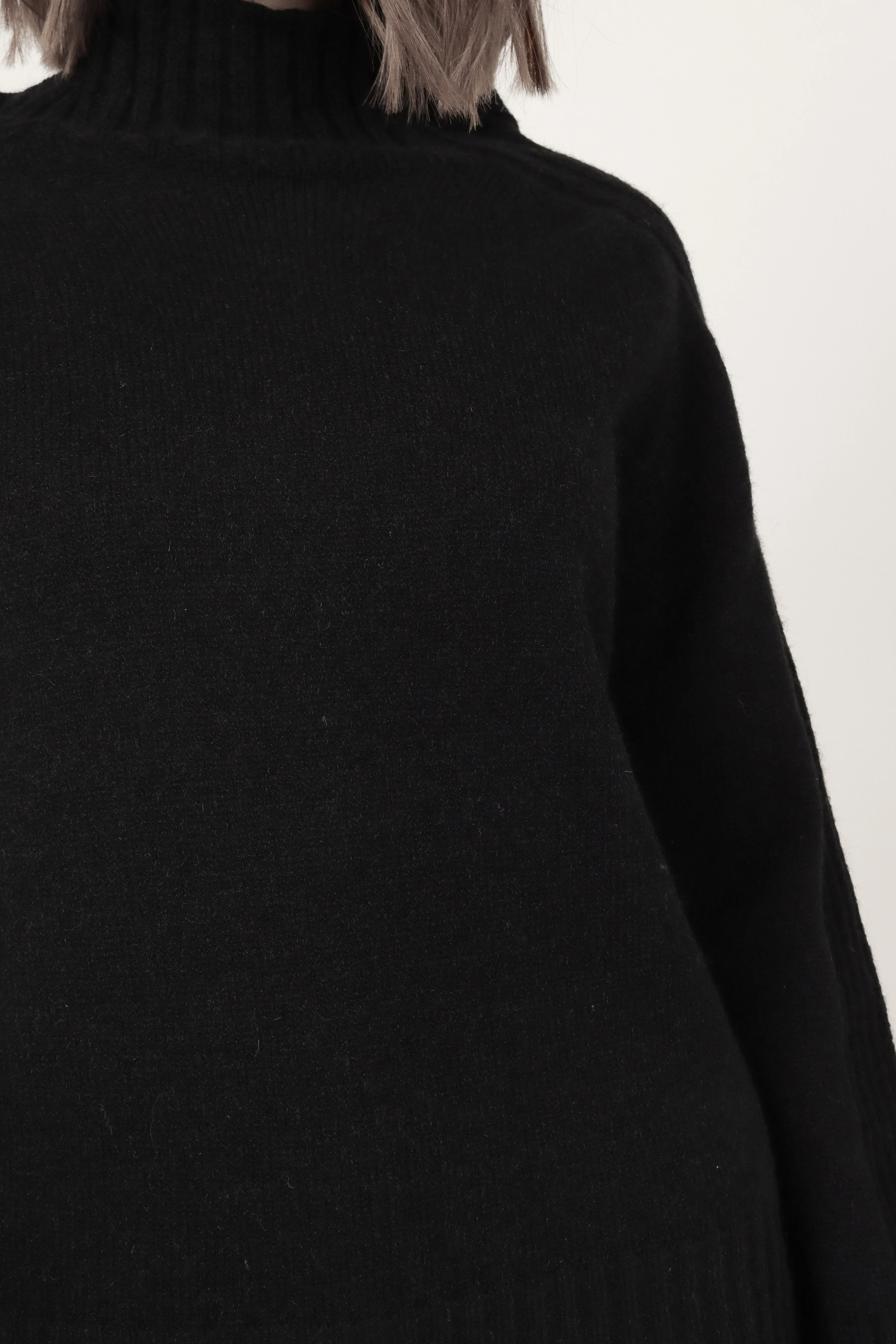 Cersi Knit Sweater - Black - Image 8