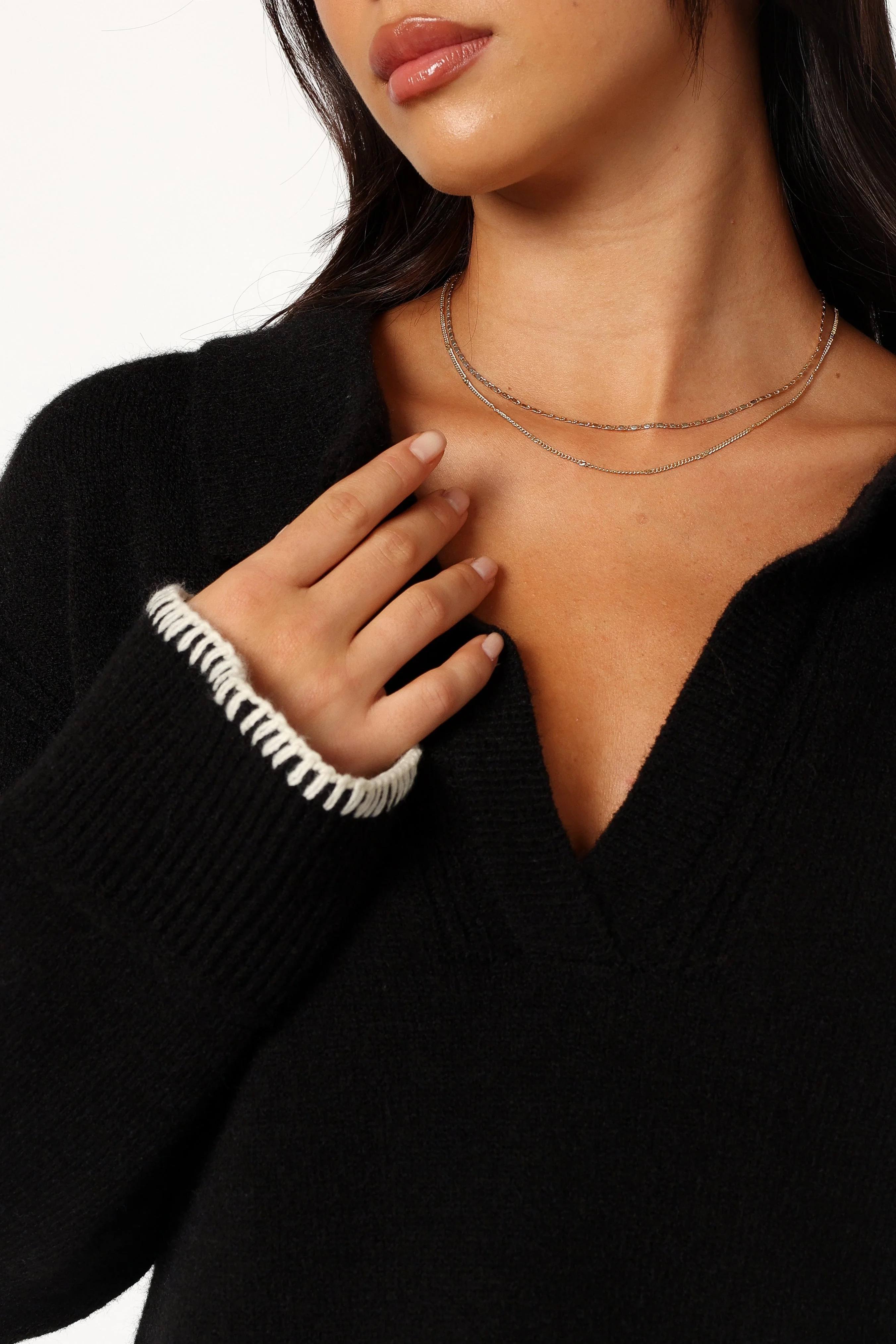 Elise Contrast Hem Knit Sweater - Black - Image 2