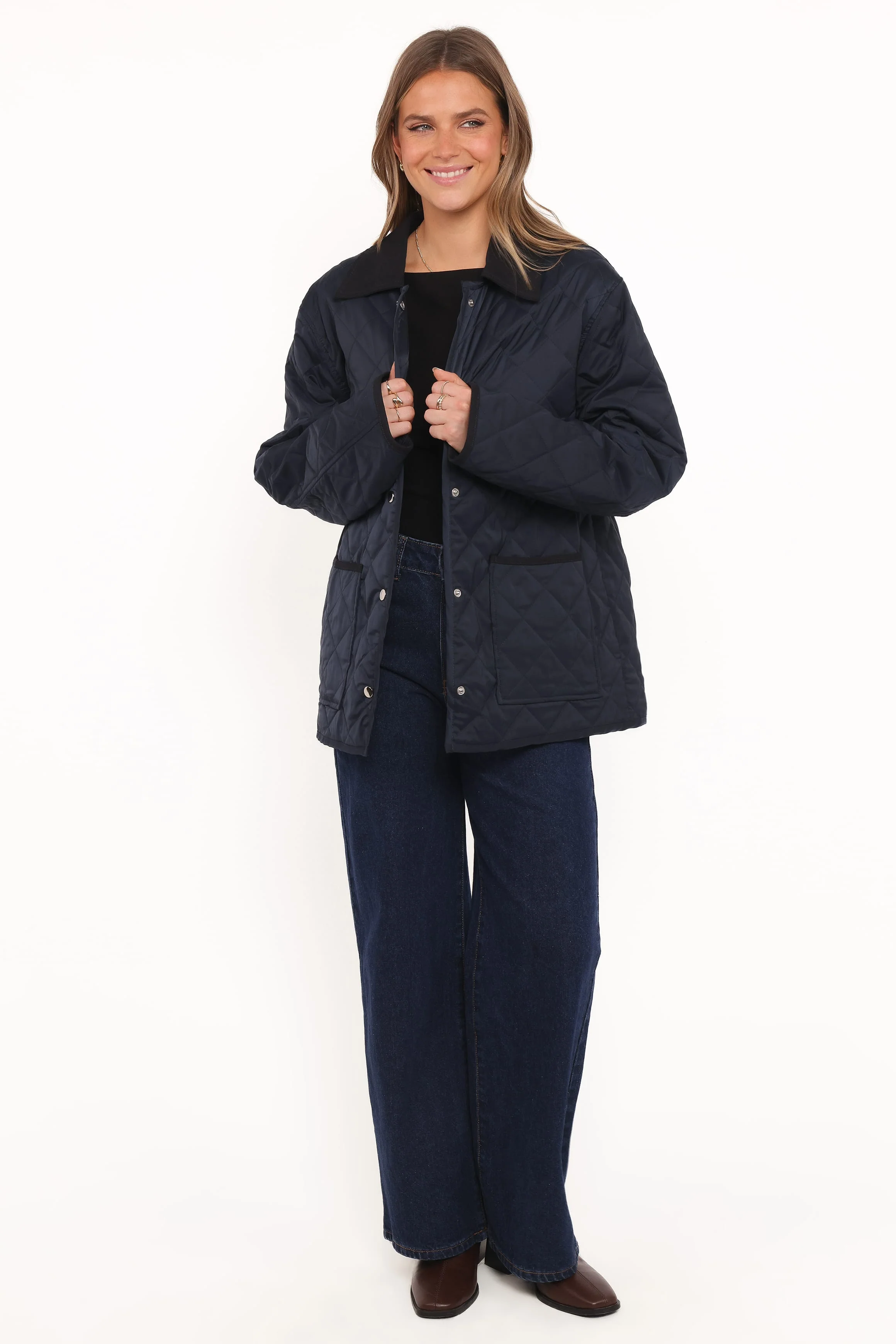 Lynly Quilted Barn Jacket - Navy - Image 5