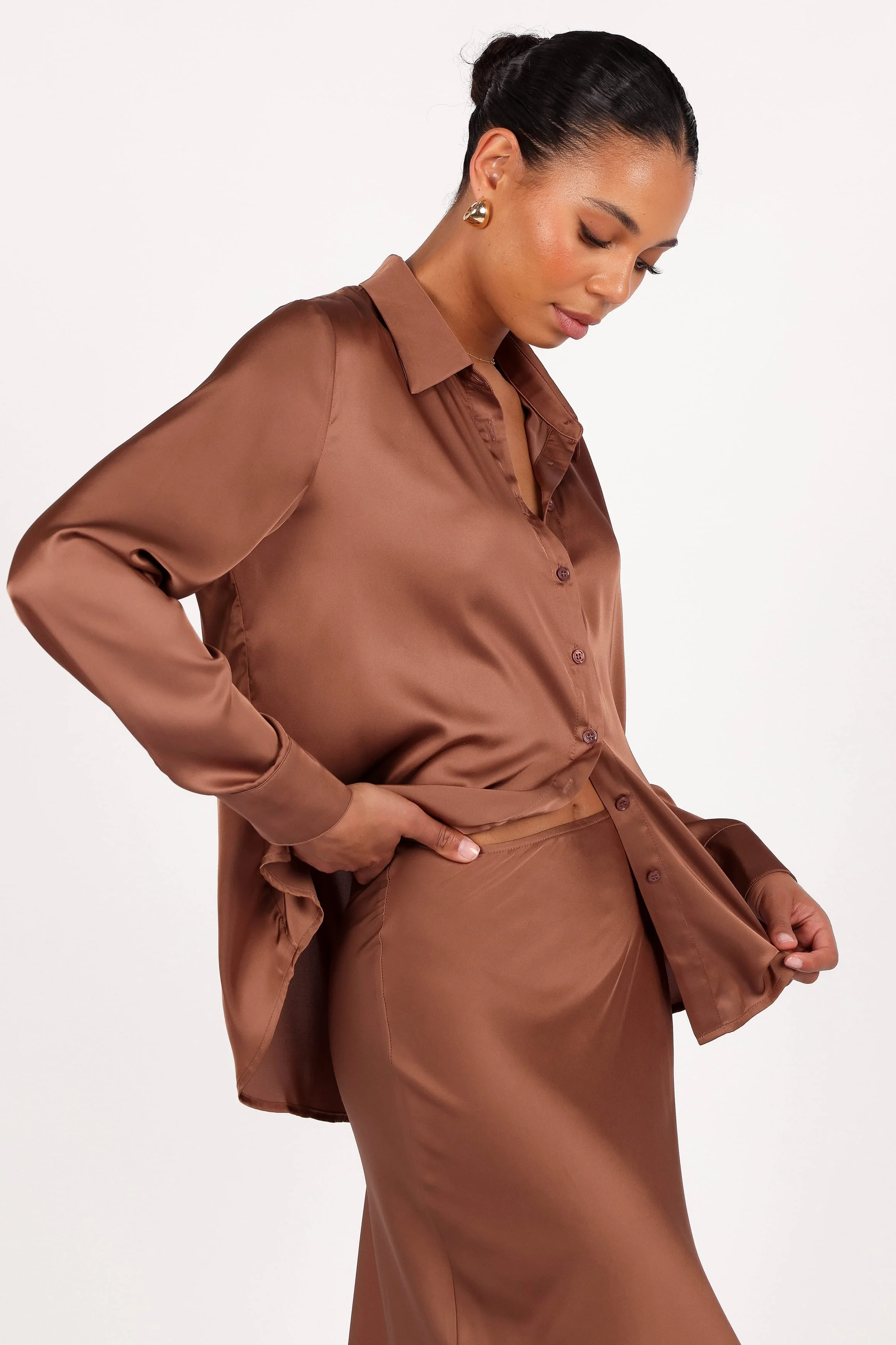 Narissa Satin Shirt - Banksia Brown - Image 5
