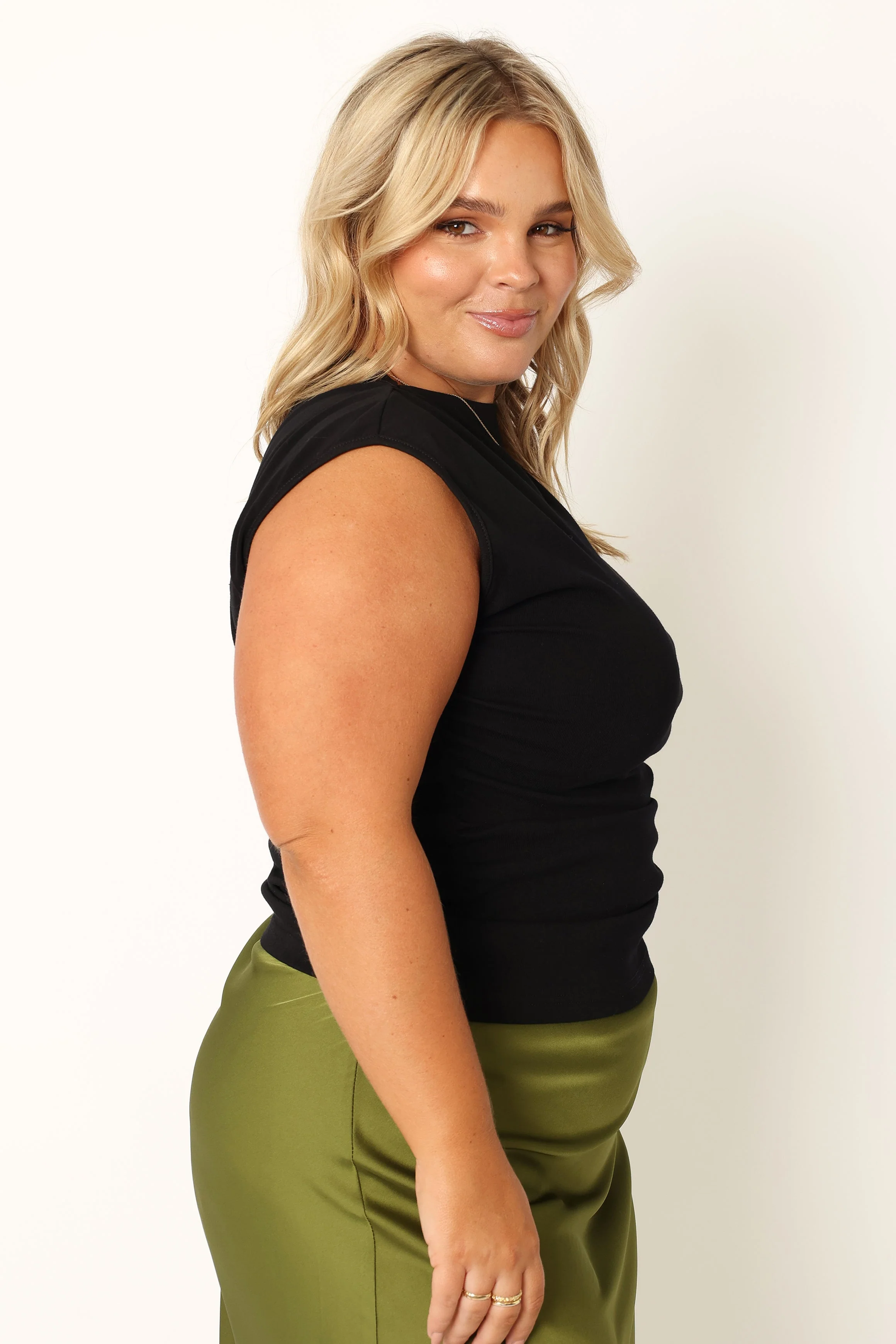 Nissa Top - Black - Image 6