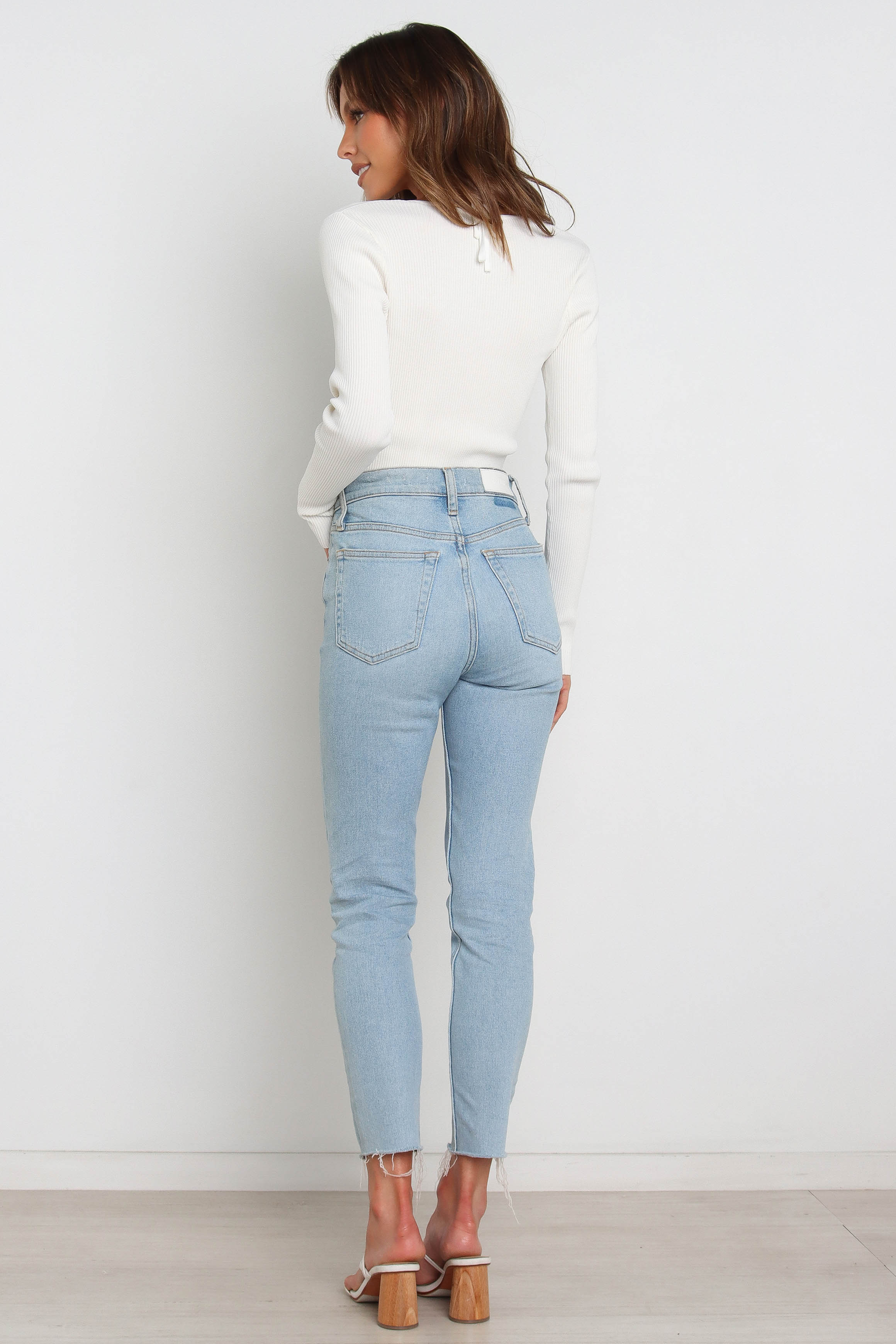 Paelia Top - White - Image 7