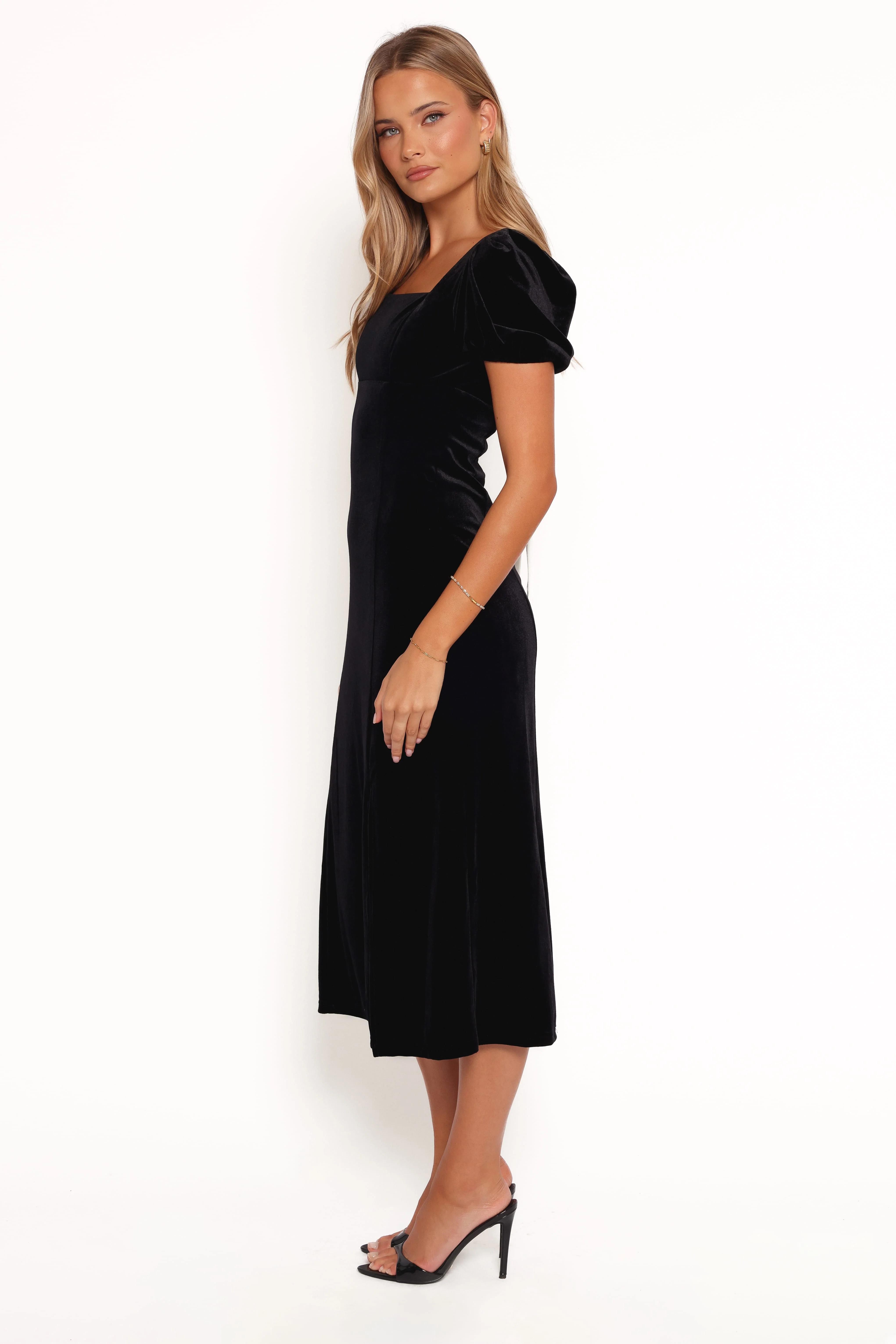 Quinnie Midi Dress - Black - Image 4