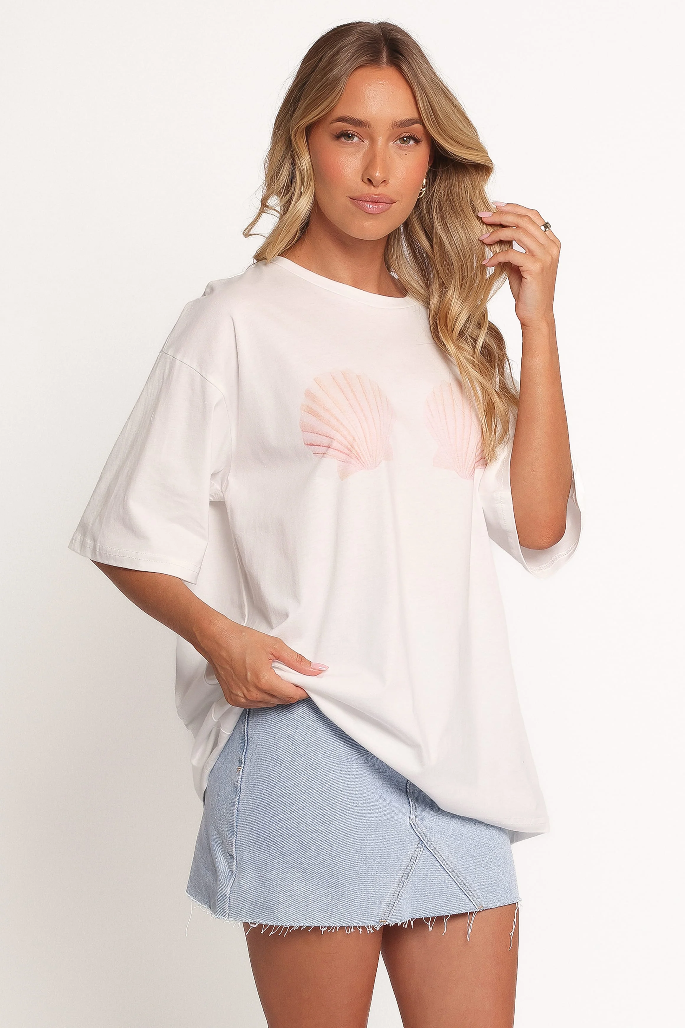 Sammie Graphic Tee - White - Image 5