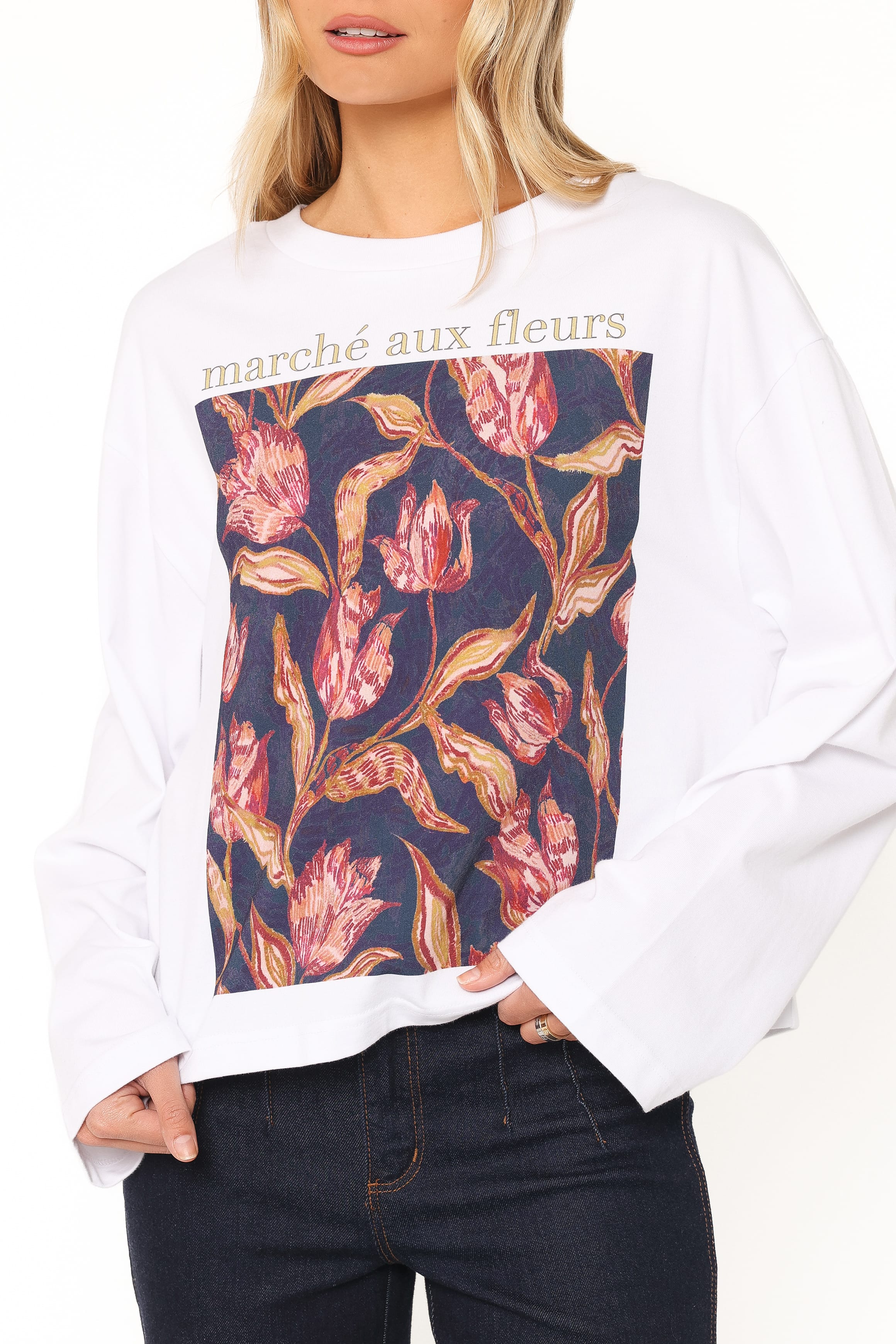 Tulla Graphic Tee - White - Image 3