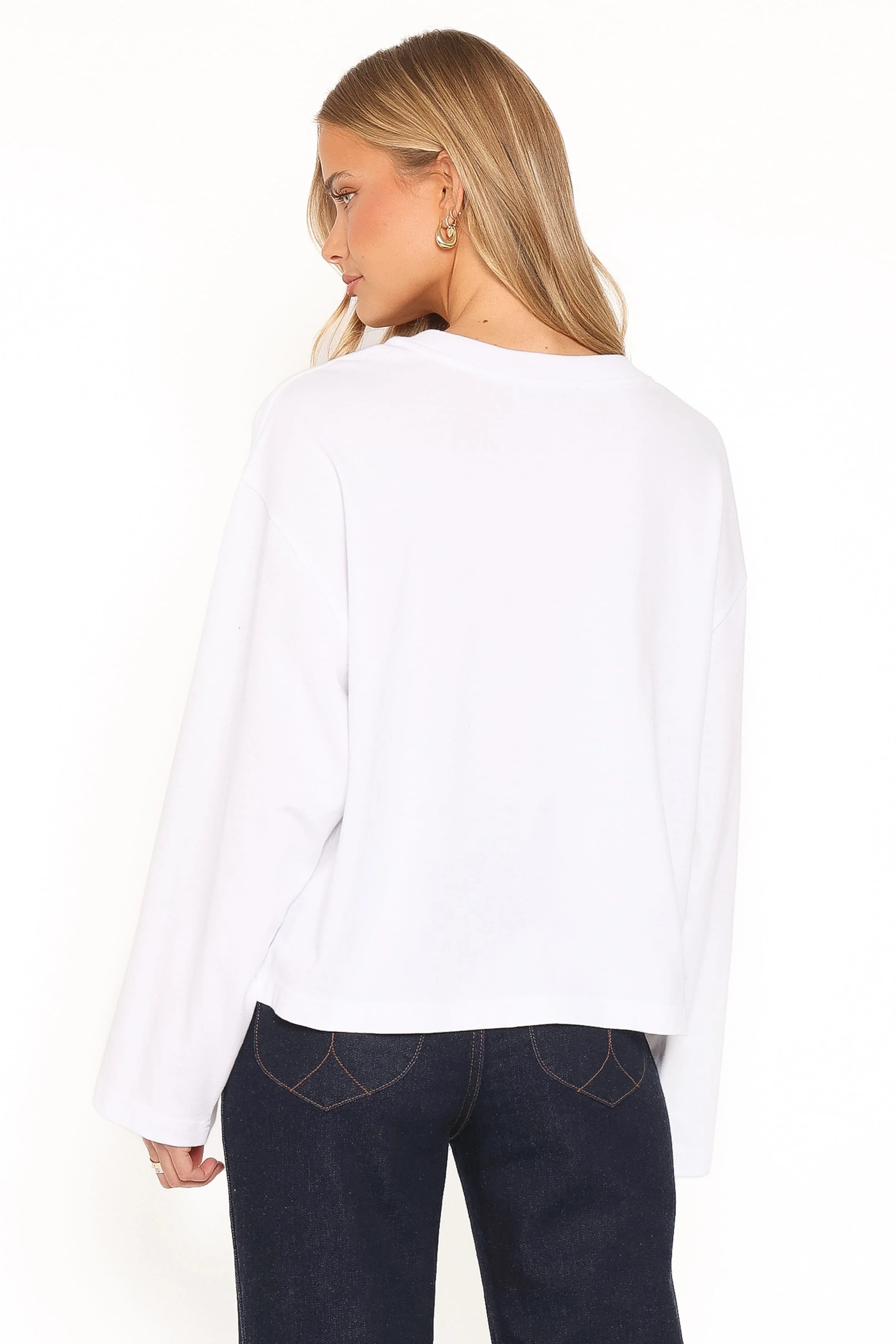 Tulla Graphic Tee - White - Image 5